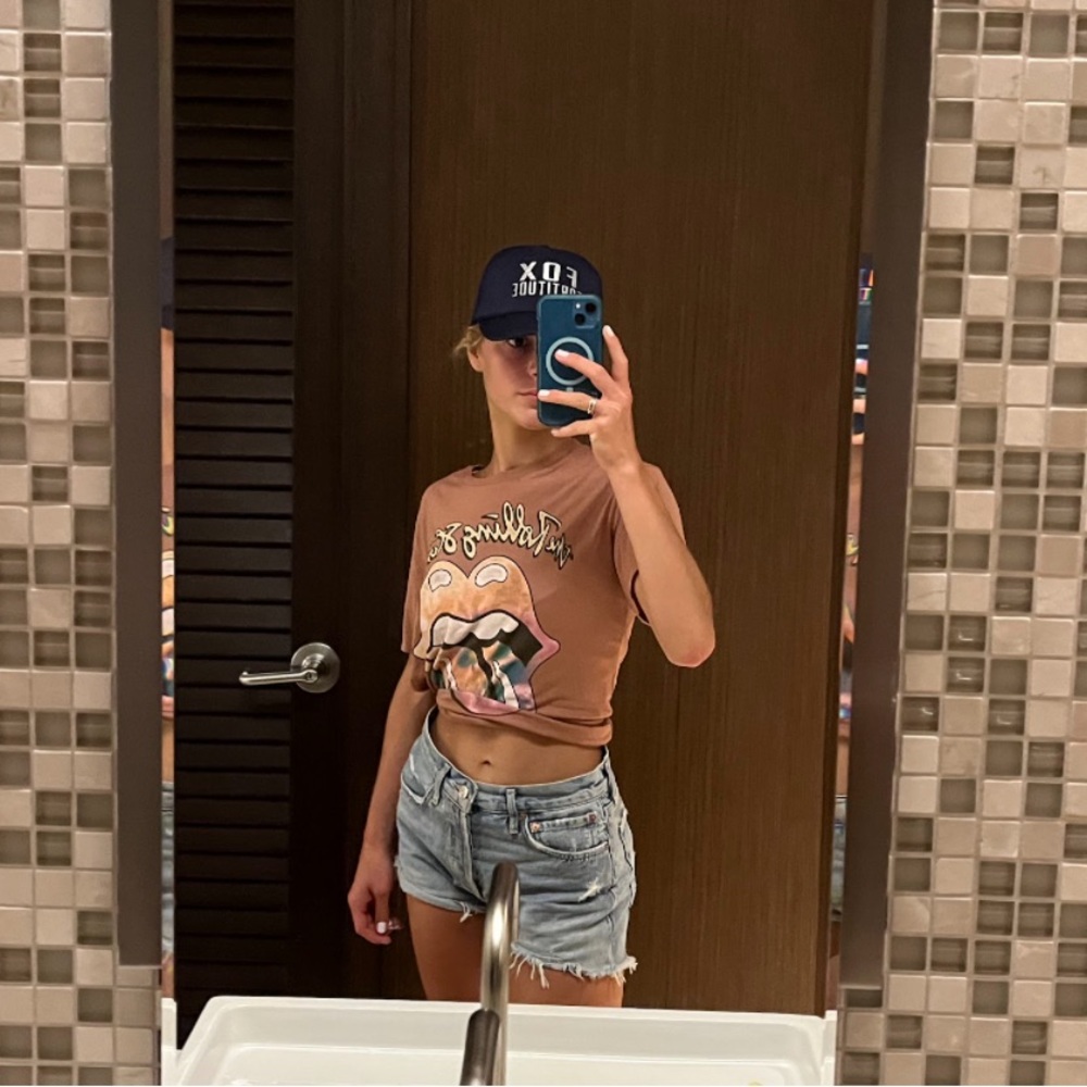 Rolling stones anthropologie shirt worn a couple times good condition